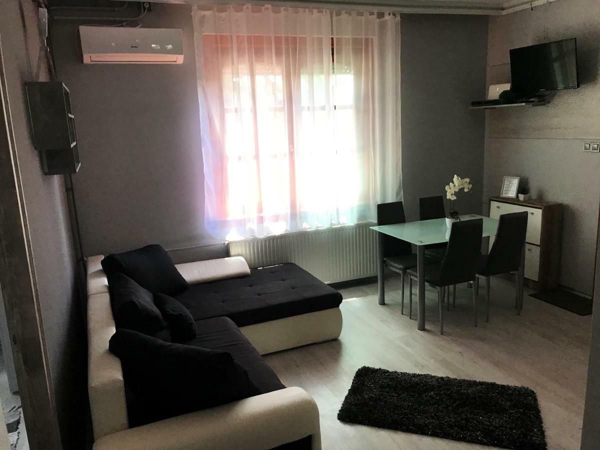 Ferienwohnung Varga Vendeghaz Tiszakécske Exterior foto